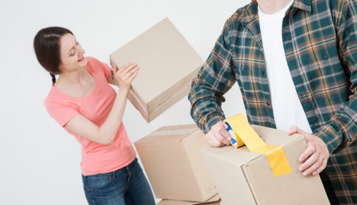 Business relocation planning and loading support for a Hamptonhill commercial move