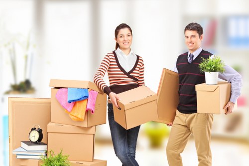 Prepared boxes and furniture for a smooth Hamptonhill move