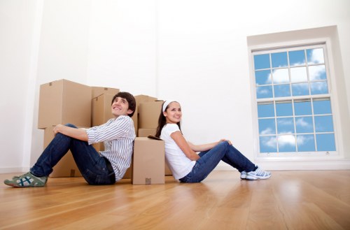 Local Hamptonhill removal van service for home and business moves